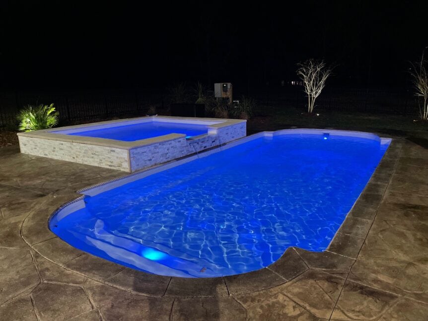 Savannah Pool with Tanning Ledge