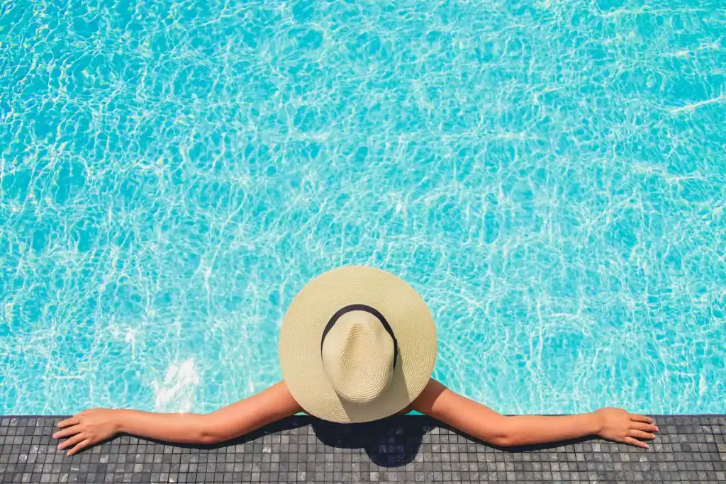 Tanning Ledge for Pools