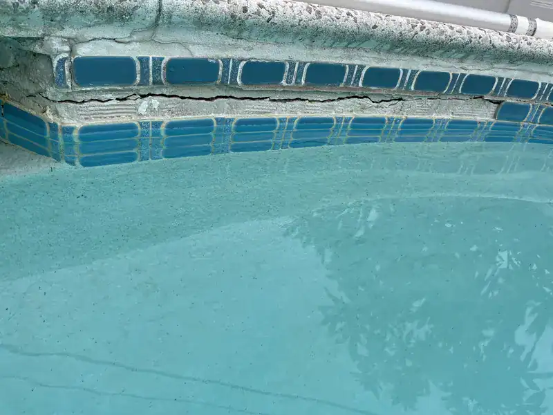 Cracks in Concrete Pool