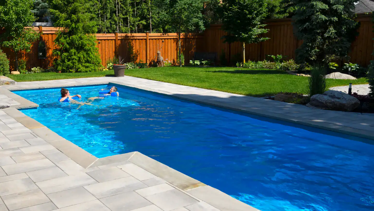 Featured image for “Small, Medium, or Large: How to Choose the Right Fiberglass Pool Size”